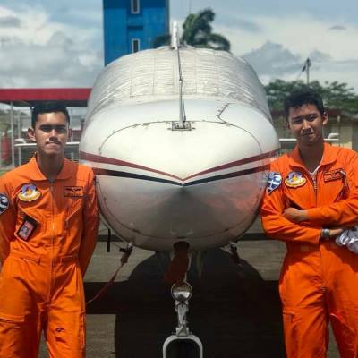 Deraya Flying School Cadet